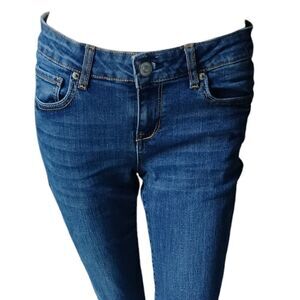 301448.....Aeropostale Skinny Jeans Size 8R 28"W, 28"Inseam, 7"Rise